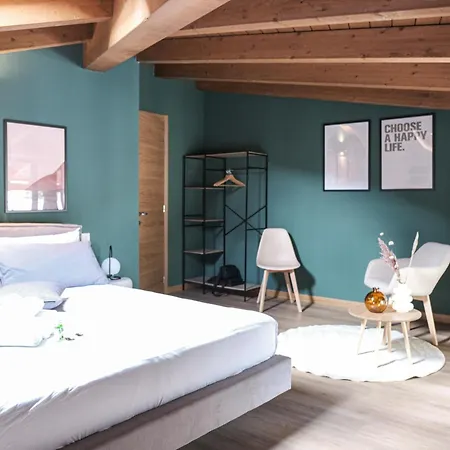 Apartamento Charmescape Oldtown - 6 Min Walk To Berninaexpress Tirano Exterior foto