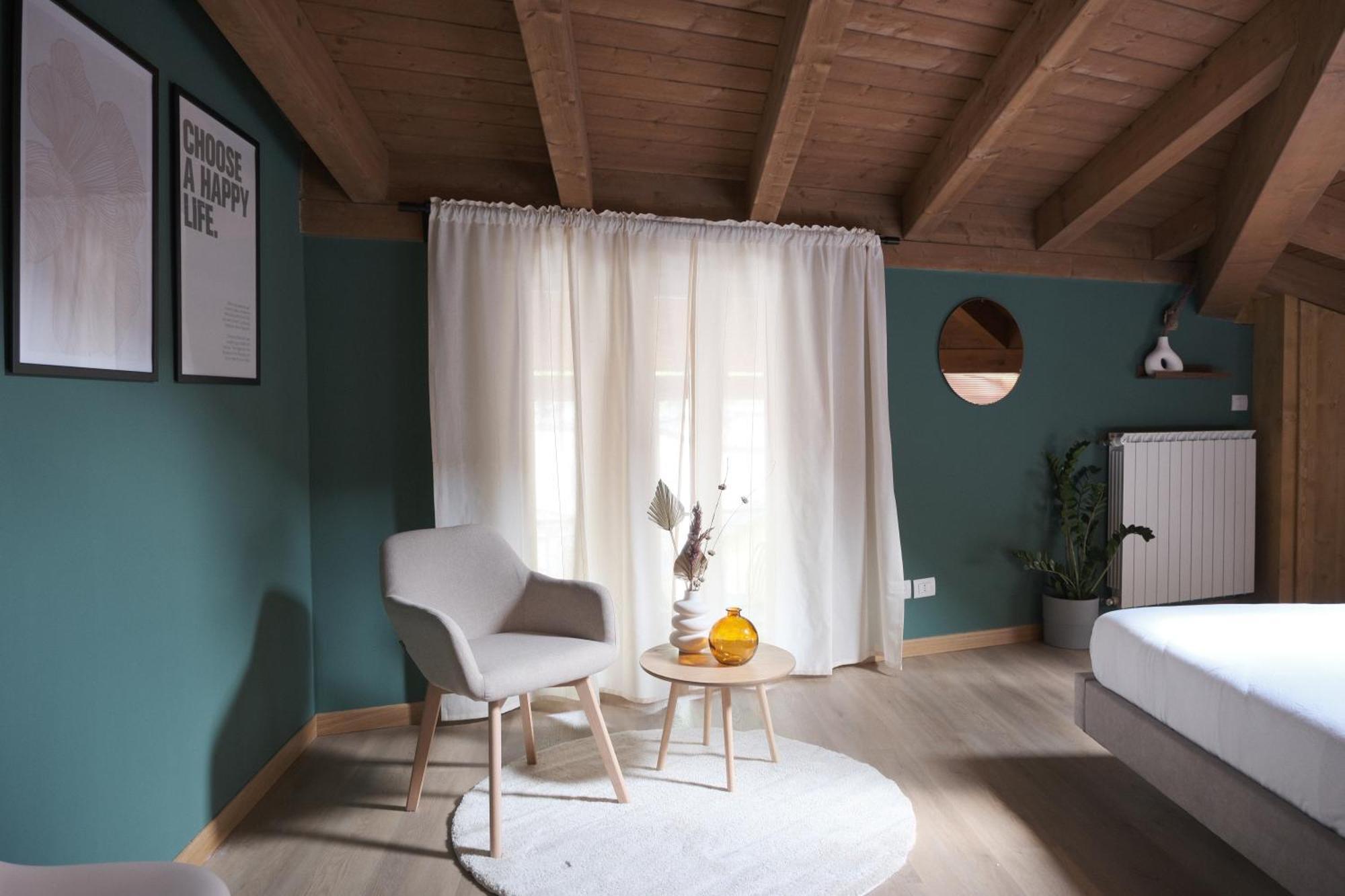 Apartment Charmescape Oldtown - 6 Min Walk To Berninaexpress *