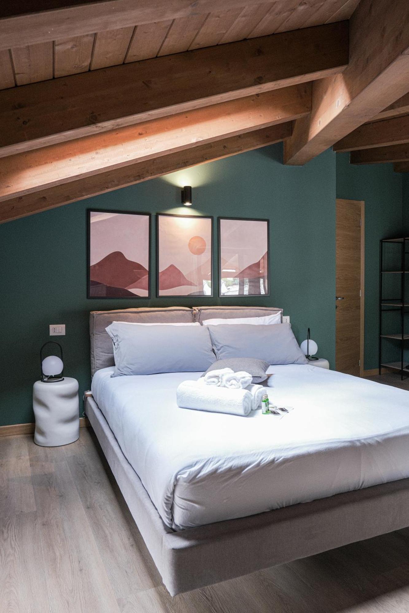 Charmescape Oldtown - 6 Min Walk To Berninaexpress Apartment