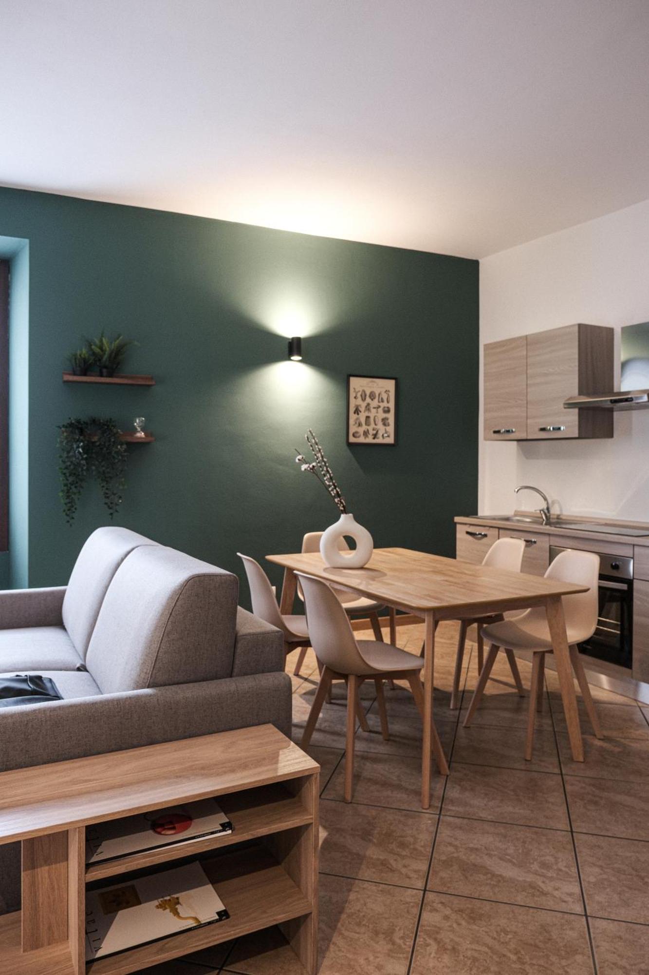 Charmescape Oldtown - 6 Min Walk To Berninaexpress * Tirano