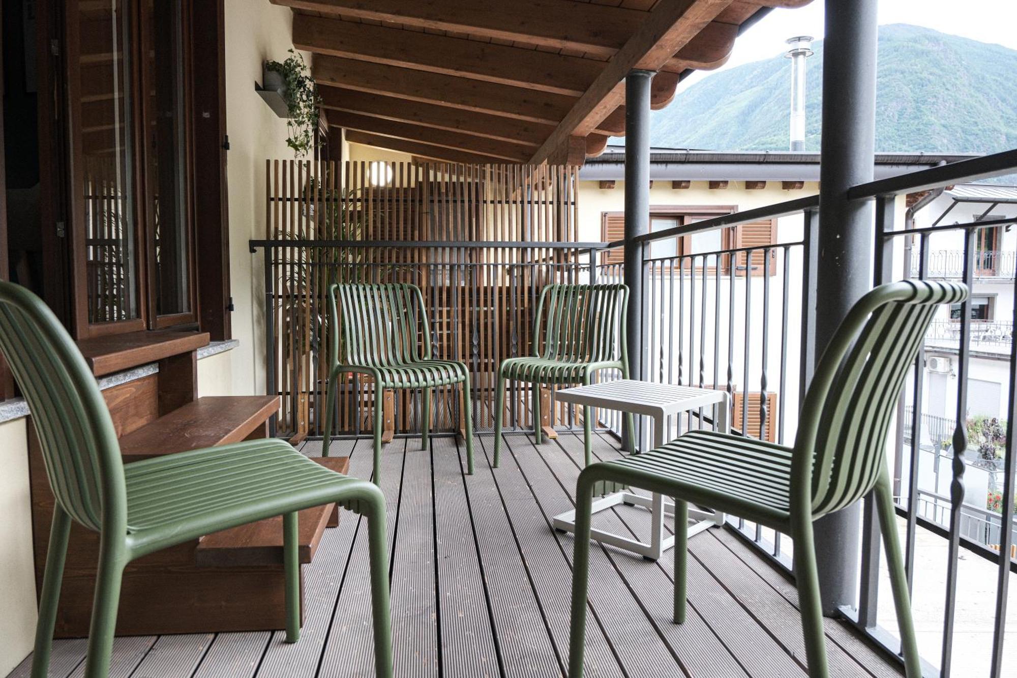 Apartment Charmescape Oldtown - 6 Min Walk To Berninaexpress Tirano